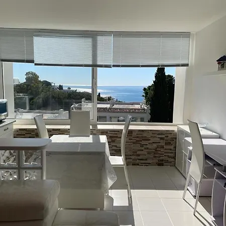 Precioso Estudio En Zona Residencial Miraflores *